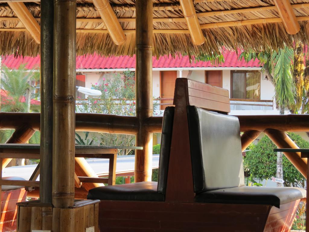 Hotel Puerto Ballesta Tonsupa Kültér fotó
