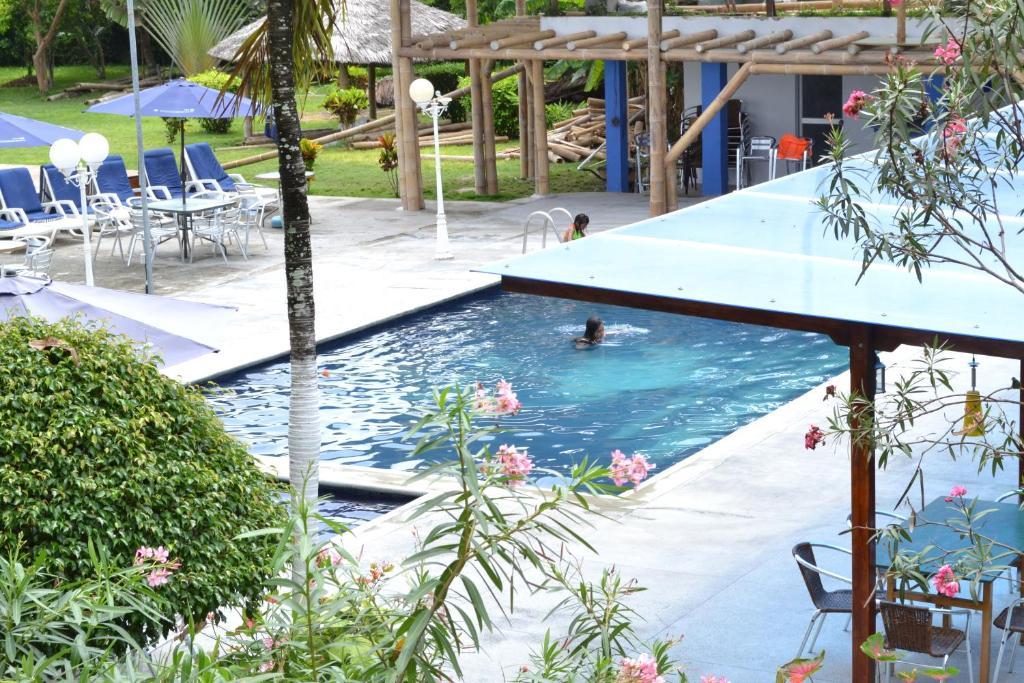 Hotel Puerto Ballesta Tonsupa Kültér fotó