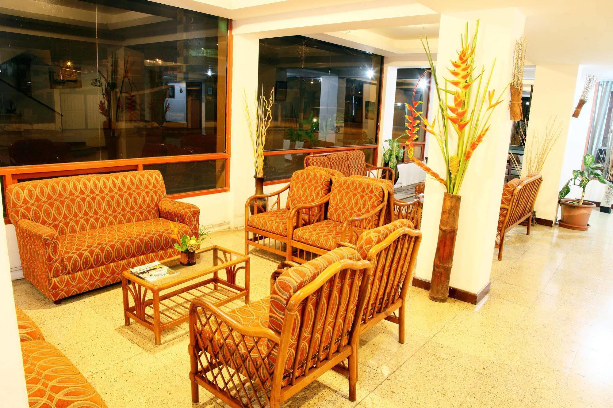 Hotel Puerto Ballesta Tonsupa Kültér fotó
