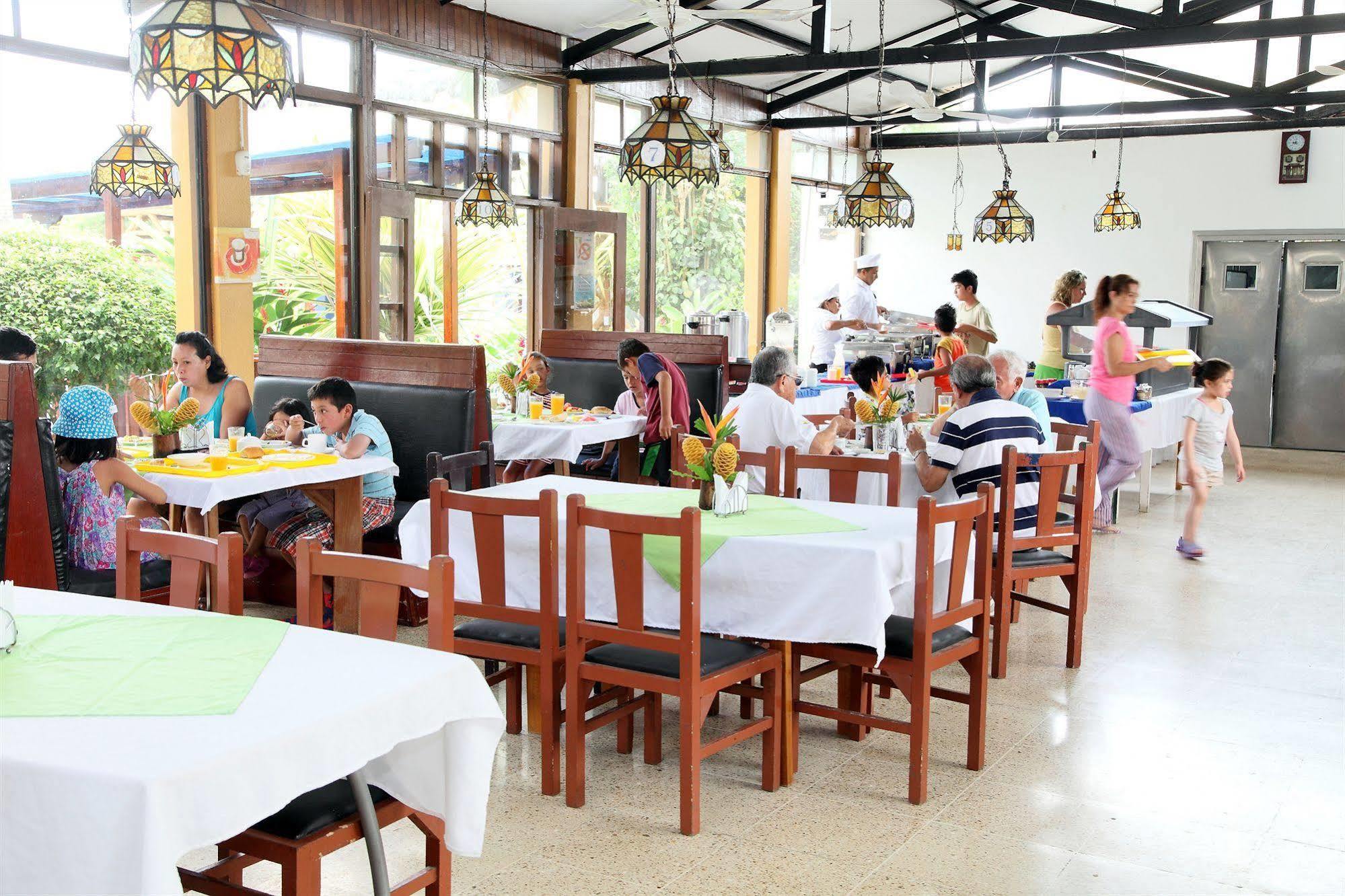 Hotel Puerto Ballesta Tonsupa Kültér fotó