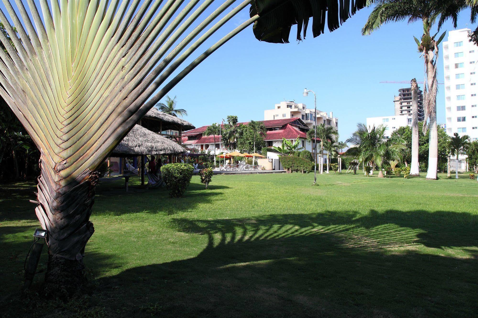 Hotel Puerto Ballesta Tonsupa Kültér fotó